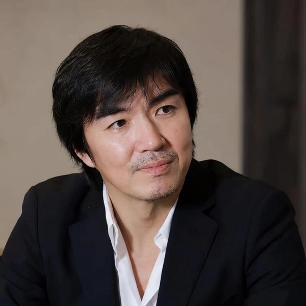 东野圭吾肖像